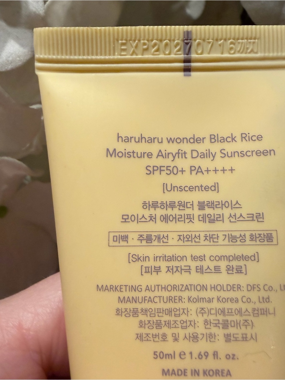 Haruharu wonder Black Rice Moisture Airyfit Daily Sunscreen SPF50+ PA++++ Cream - Picture 6 of 6